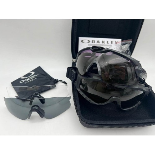 Тактические ударопрочные очки OAKLEY в Казани